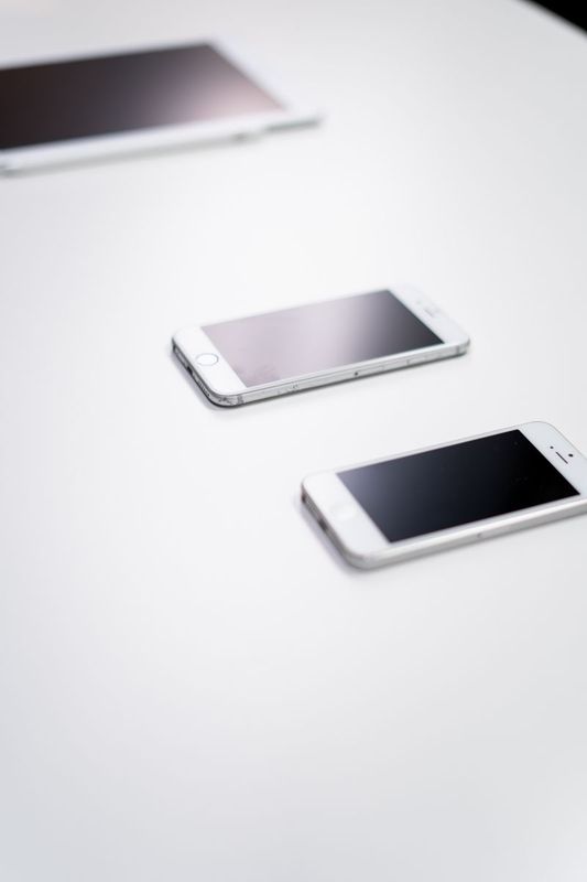 Apple iPhone 16e