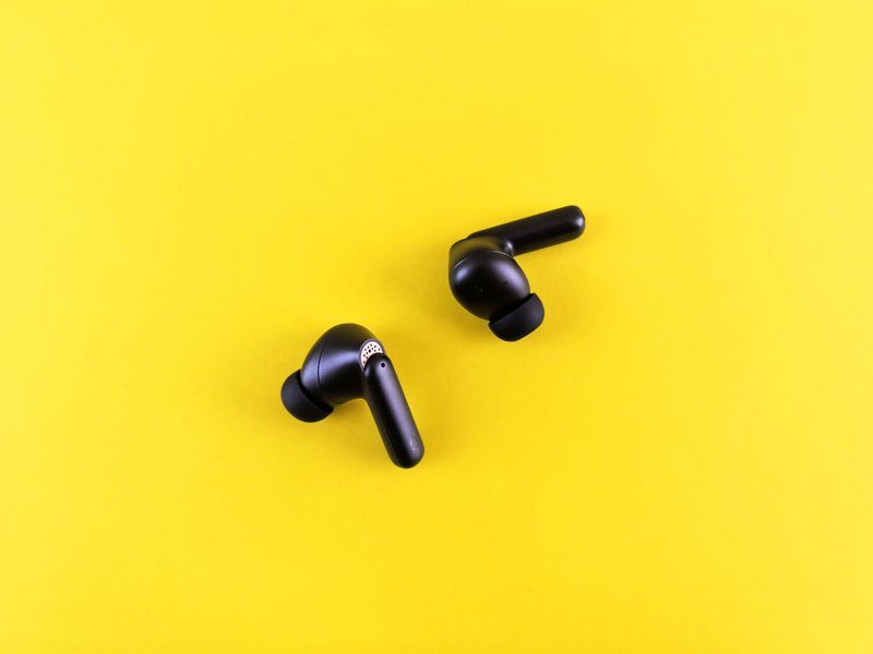 Sunbolt Basics True Wireless Earbuds